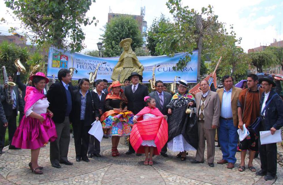 Celebran 27 años de fallecimiento de Flor Pucarina 