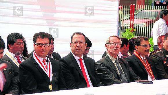 Edwin Martínez: “Regidores no hacen nada por el distrito”
