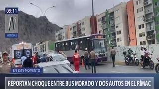 Rímac: choque entre corredor morado y dos vehículos deja dos heridos (VIDEO)