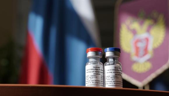 La Organización Mundial de la Salud (OMS) recibió con cautela la noticia de que Rusia había registrado la primera vacuna del mundo contra la COVID-19. (Foto: EFE/EPA/MINZDRAV)