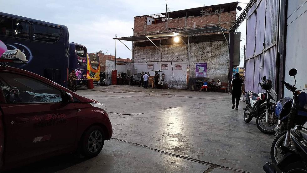 Sancionan a empresa de transportes por tener grifo clandestino dentro de local