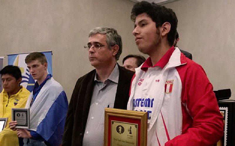 Joven peruano se impuso a un ruso y ganó campeonato mundial de ajedrez 