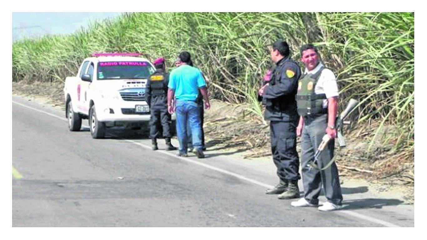 Dos hampones armados desvalijan a chofer y pasajeros en ruta Chimbote-San Jacinto