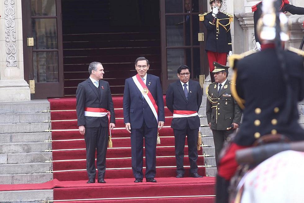 Presidente Martín Vizcarra llega al Congreso para dar su mensaje a la Nación