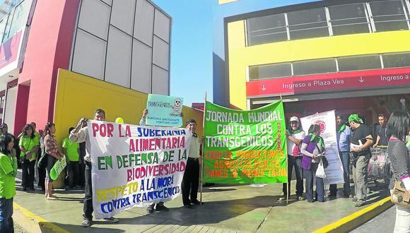 Agricultores marcharon contra la venta de productos transgénicos