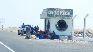 Tacna: Cientos de extranjeros sufren hambre y frío tras quedar varados en la frontera