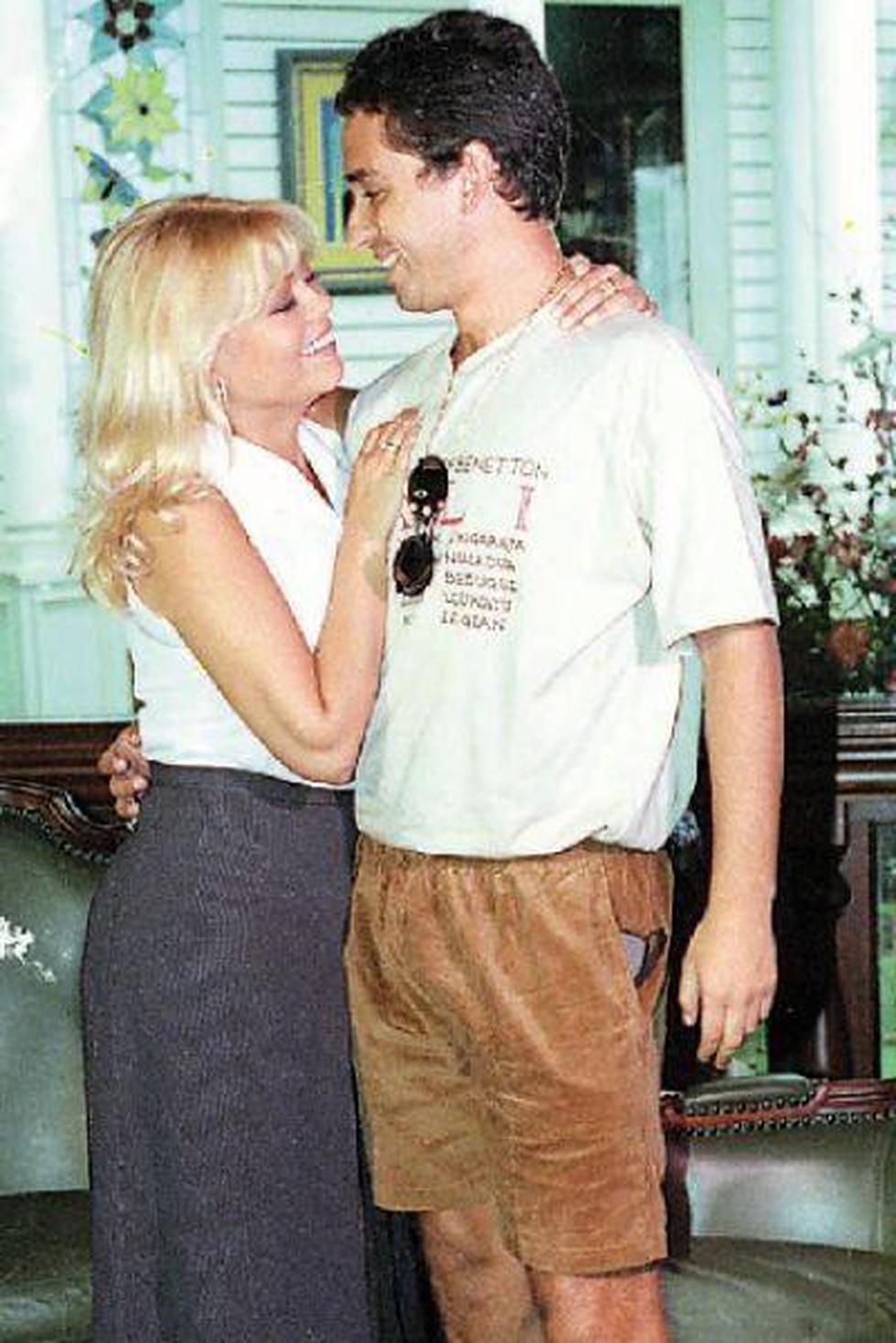 (Fotos) A los 50 años de Gisela Valcárcel sus amores  