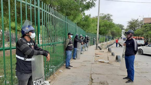 Municipalidad de Piura con apoyo de la policía retiró a ambulantes de espacios públicos