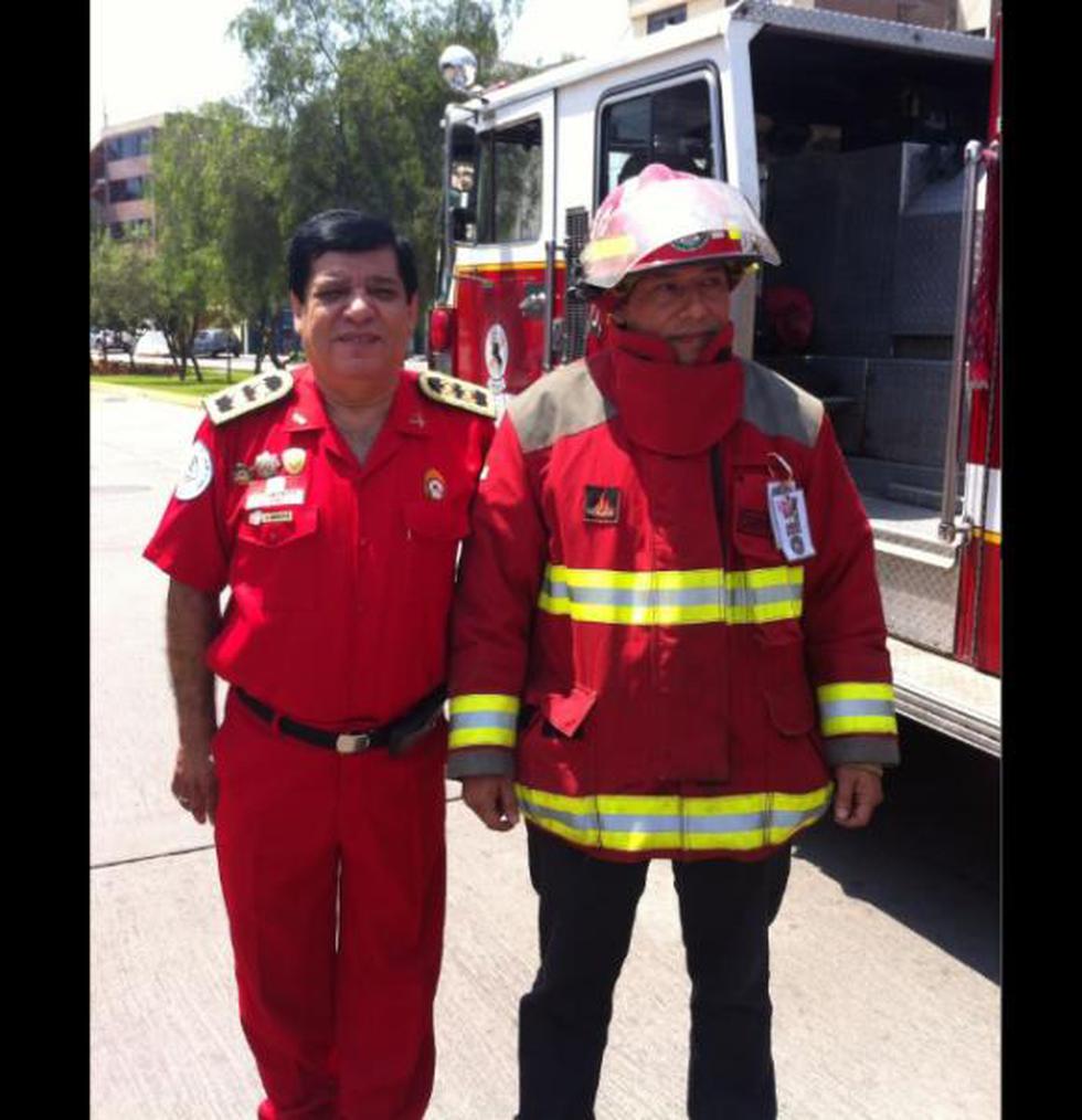 Alexis Humala ya es miembro del Cuerpo General de Bomberos Voluntarios (Fotos)