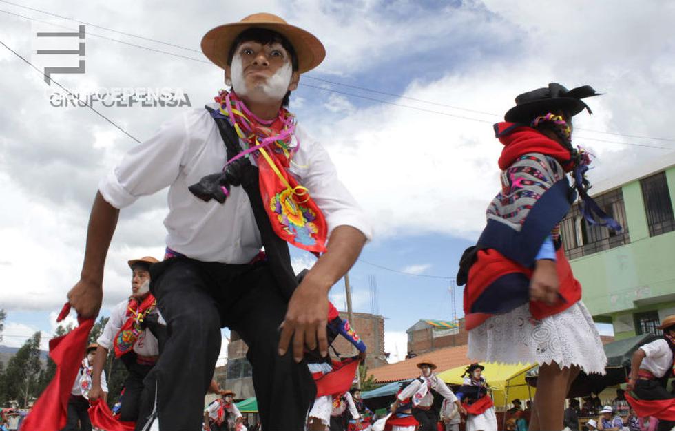 FOTOS: Huaylarsh se goza en distrito de Chupuro