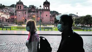 Tres menores intervenidos por causar daños en la pileta de la Plaza Mayor del Cusco (FOTOS)