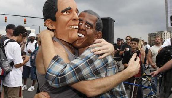EE.UU.: Obama y Romney empatados en venta de máscaras 