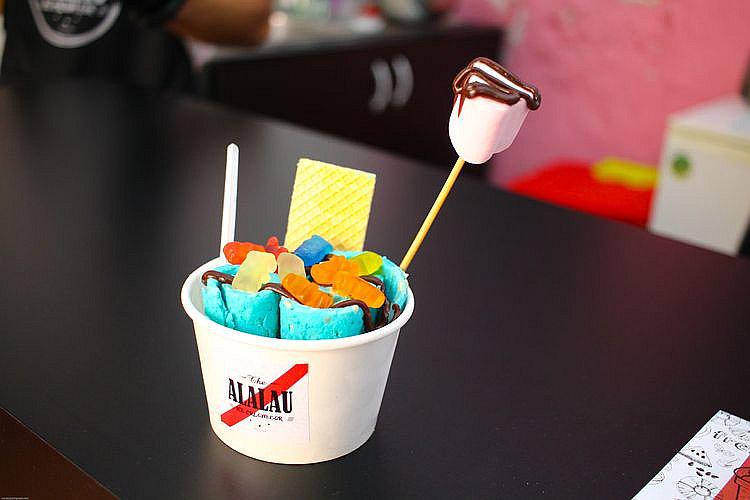 La nueva moda de los rollos de helado en Arequipa
