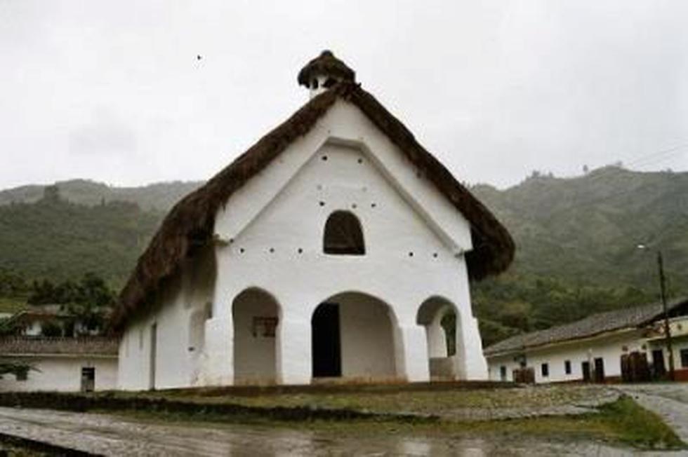Queman iglesia histórica en Semana Santa 