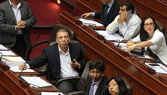 Frente Amplio y Nuevo Perú rechazan propuesta que pone en peligro retiro del 95.5% de la AFP