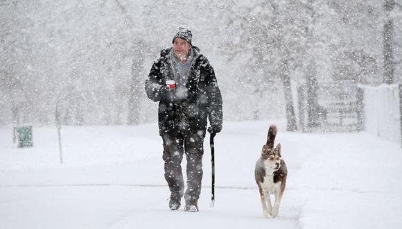 EEUU regresa de a poco a la normalidad tras nevada que dejó al menos 27 muertos