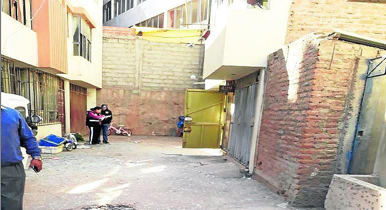 Dinamitan instalaciones de corporación minera Ananea en Juliaca