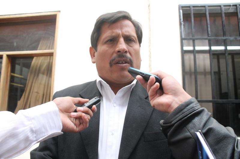 A alcalde de Huancavelica no le preocupa reducción del canon 