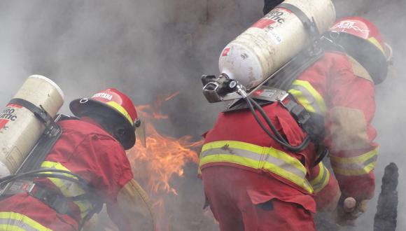 Cusco: equiparán  a las diferentes compañías de bomberos