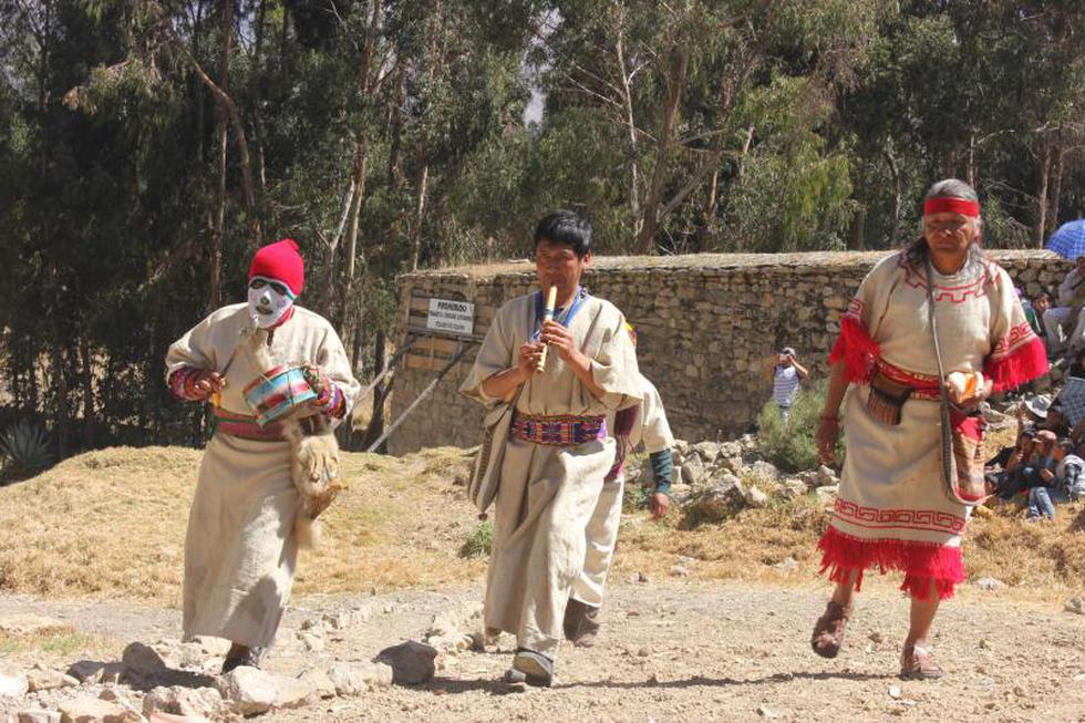 Miles de turistas presencian el Pagapu Wanka en Huari