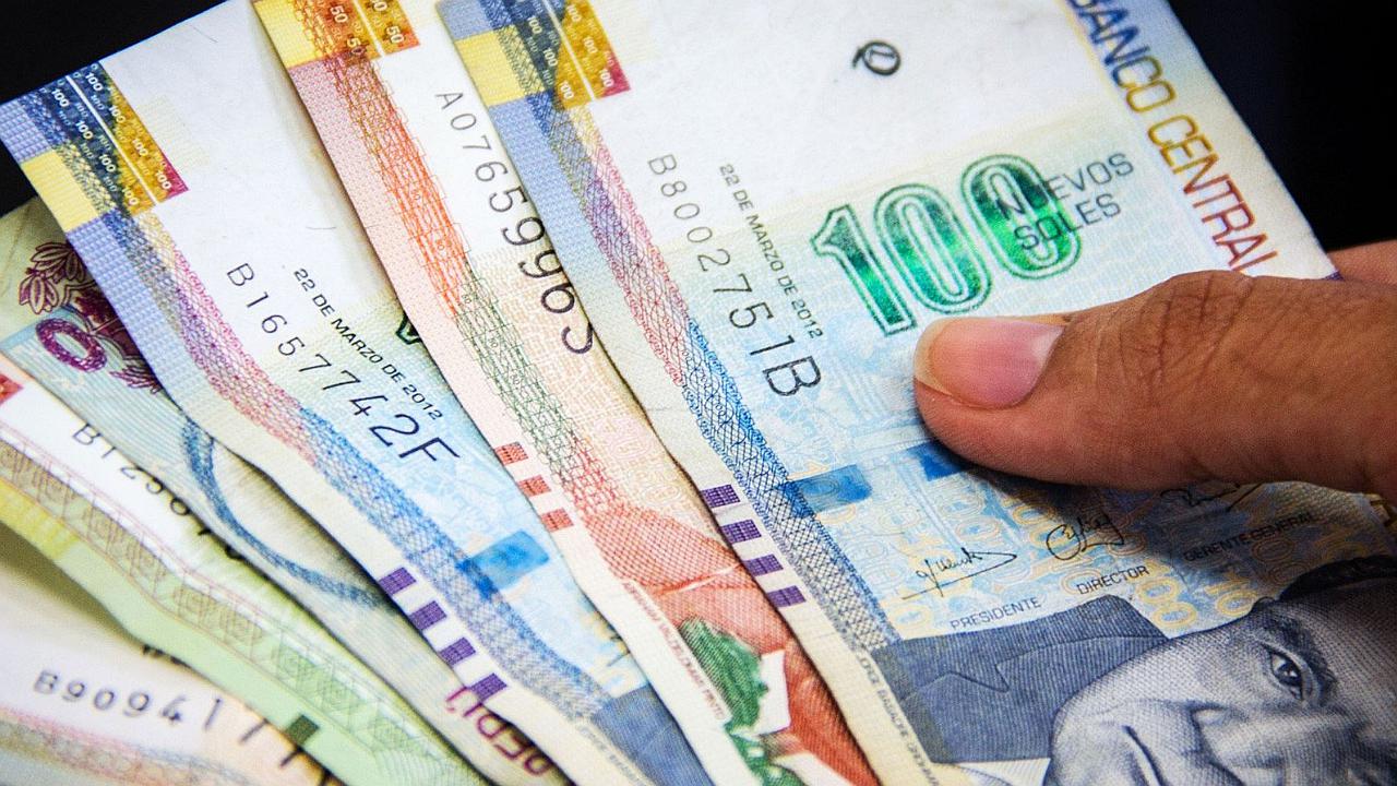 Trabajadores recibirán un sueldo más un bono de 9% por la gratificación de julio