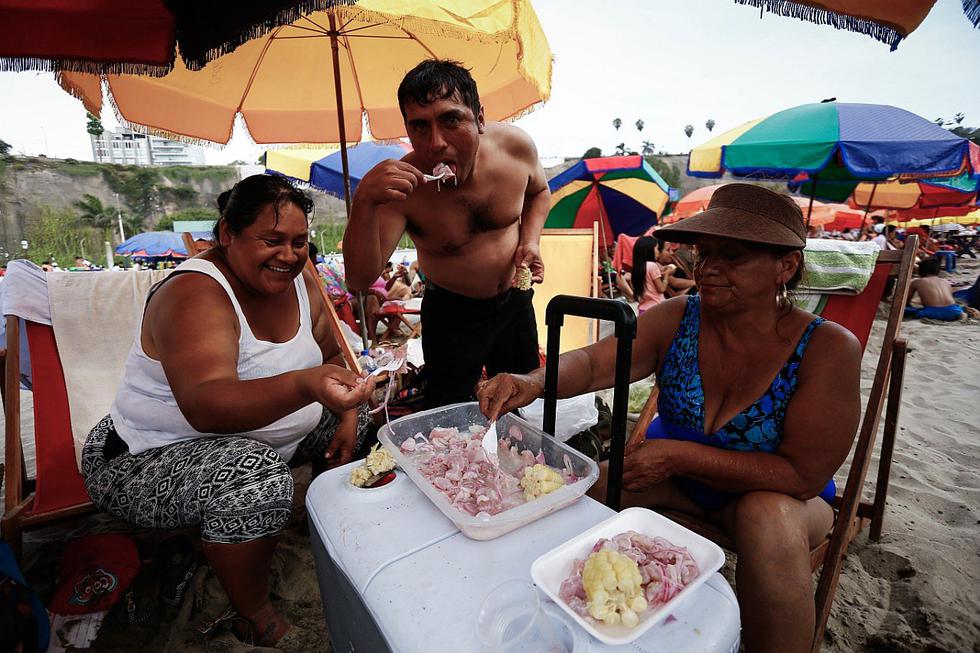 Verano 2019: Así se vive un día de playa en Agua Dulce (GALERÍA)