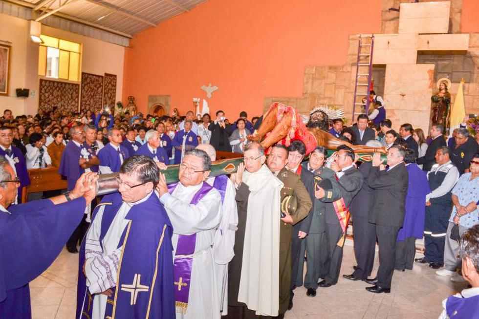 Realizan tradicional bajada del Señor de Luren (FOTOS)