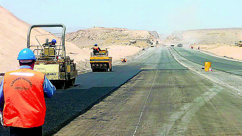 Contraloría informa de S/100 millones de desfalco en obras en 5 regiones del sur