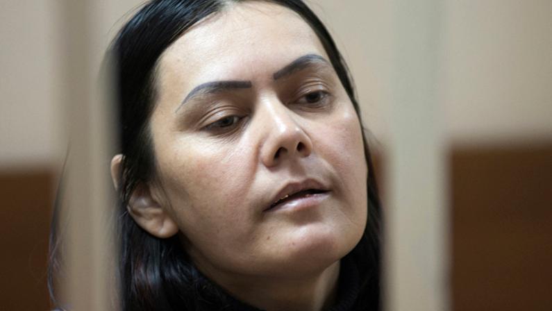 La niñera que decapitó a niña tuvo problemas psíquicos, según su padre