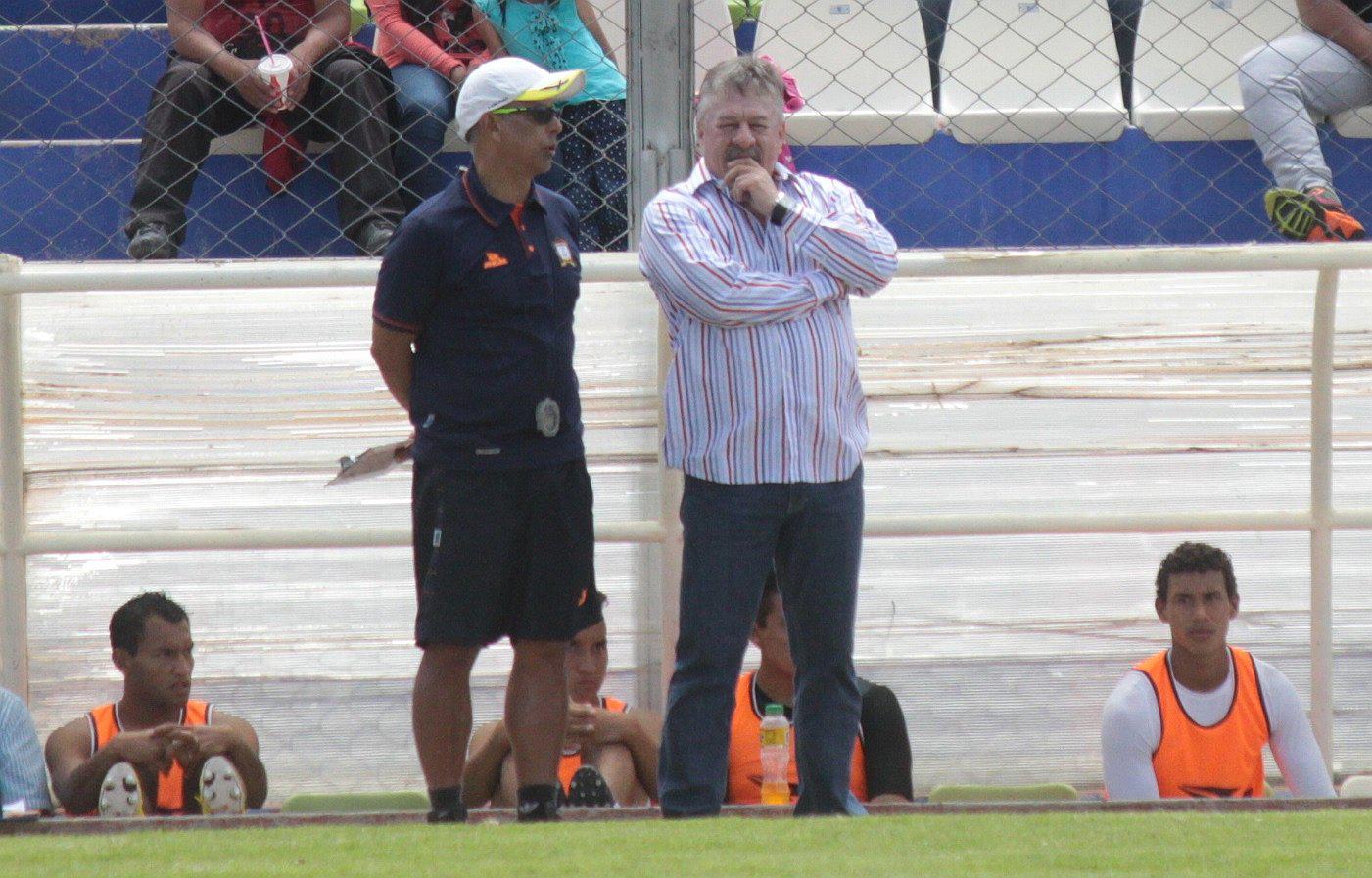 Edgar Ospina ya no va más en Ayacucho FC