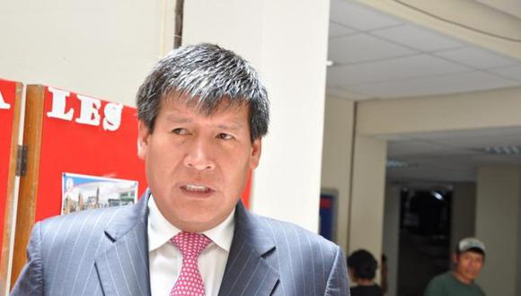 Consejo Regional de Ayacucho suspende a Wilfredo Oscorima