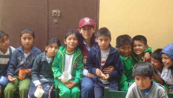 Gobernación de Pisco entregó desayuno escolar para niños 