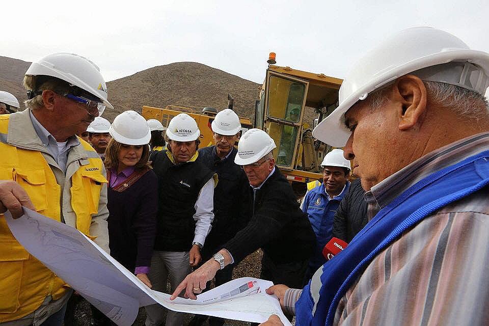 Kuczynski confirma venta de acciones de Odebrecht a consorcio Techint y Sempra