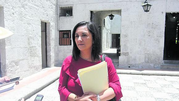 Controversia en el cargo de procuradora de Gobierno Regional de Arequipa