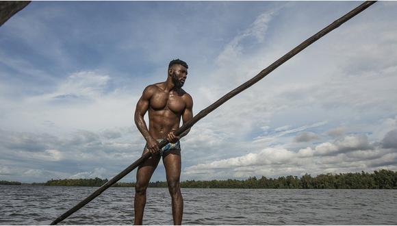 Imágenes de mineros de Camerún mostrando sus músculos enamoran las redes sociales 