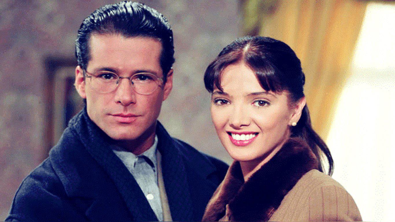 Fernando Carrillo reveló que estuvo perdidamente enamorado de Adela Noriega