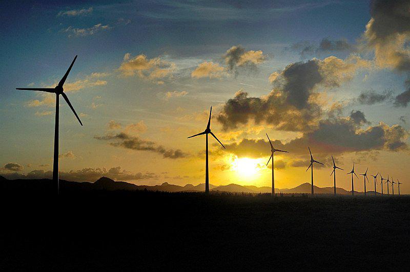 Concluyen estudios sobre el potencial hidroeléctrico y eólico del país