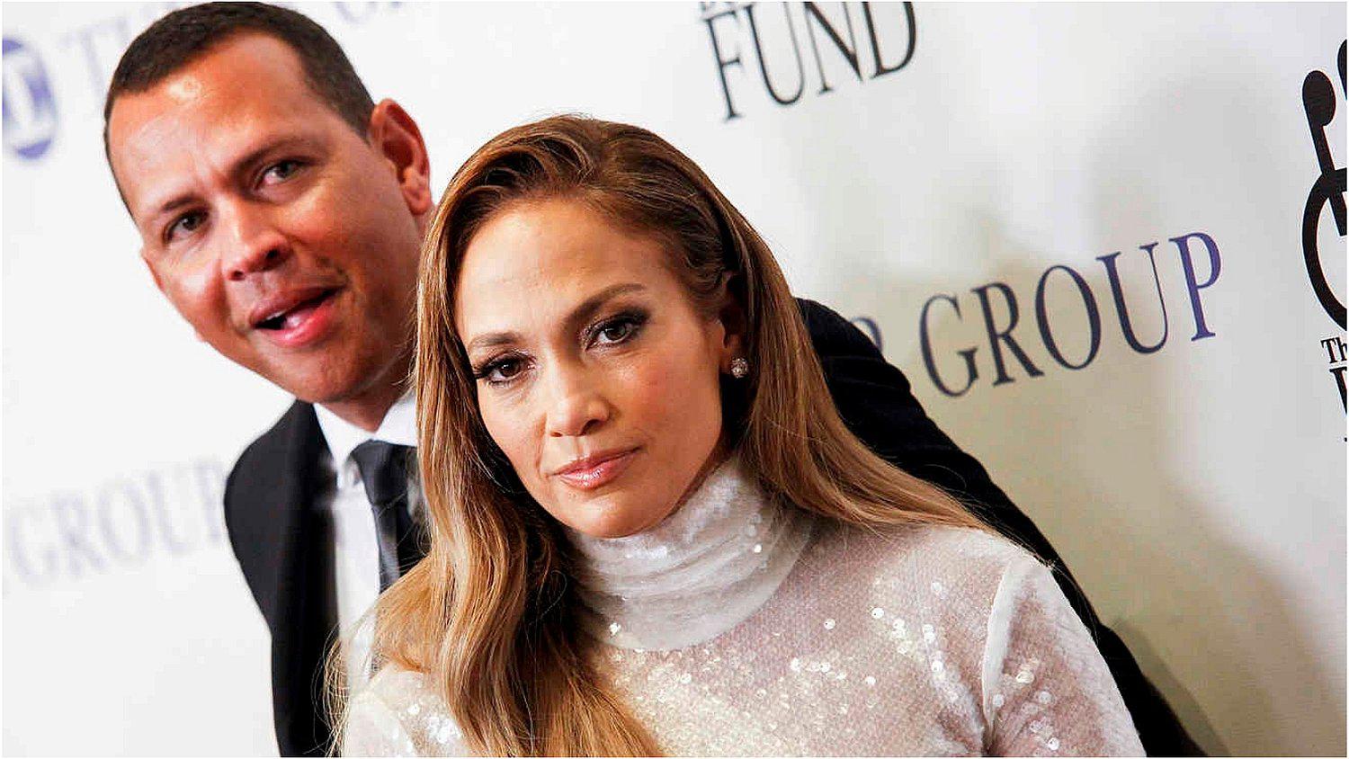 Foto en Instagram revelaría posible embarazo de Jennifer Lopez 