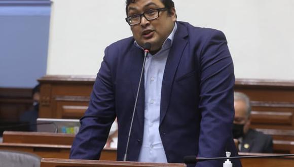 Congresista César Revilla integra la bancada de Fuerza Popular como representante de Piura. (Foto: Congreso)