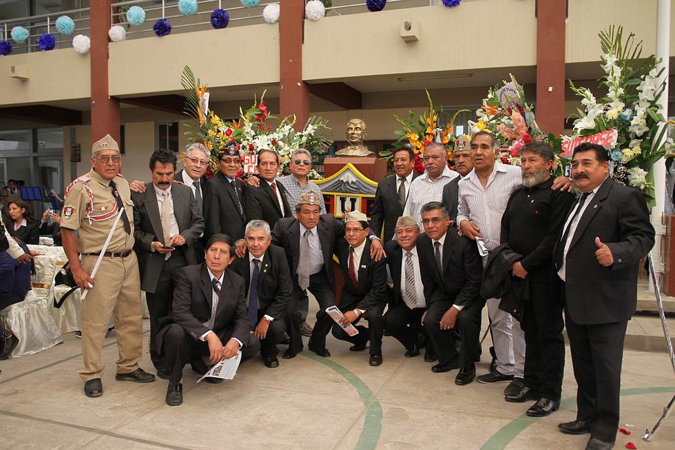 Exalumnos celebran 65 años de GUE Mariano Melgar (FOTOS)