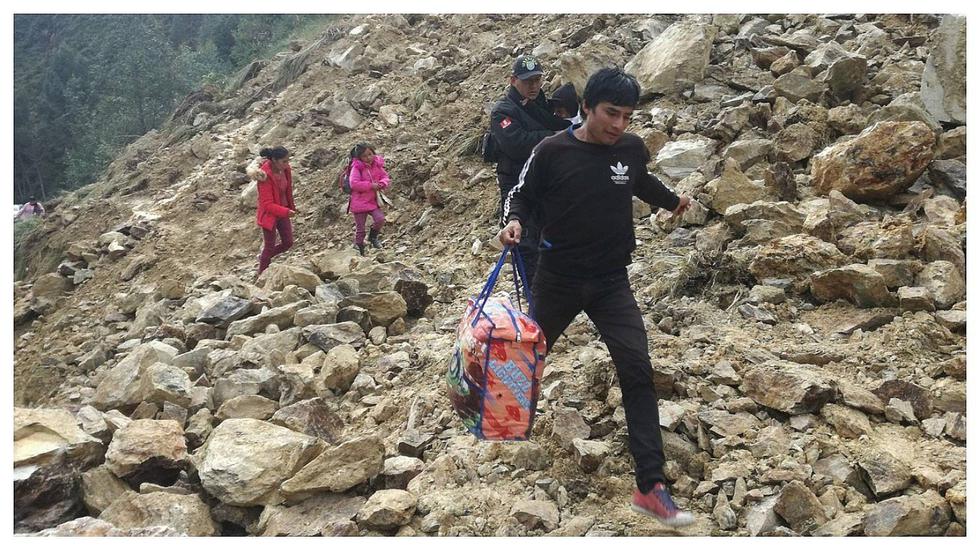 ​Huaico en vía Huancayo - Acopalca hace temblar a niños y mujeres (VIDEO)