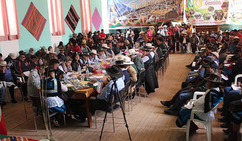 Alcaldes y funcionarios instalaron mesa de trabajo para intervención del Minagri