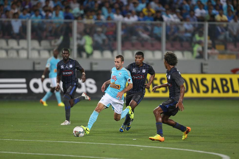 "Noche Celeste": Sporting Cristal cae 2-1 ante Emelec 