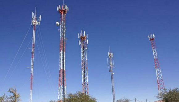 Juliaca: ​capacitan sobre antenas de telefonía y su impacto