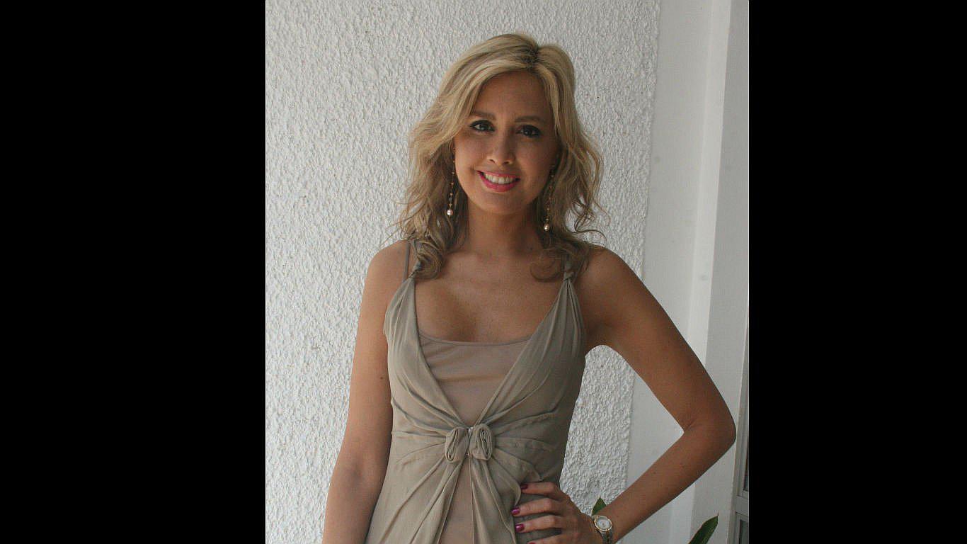 Jessica Tapia presenta a su bebé en redes sociales