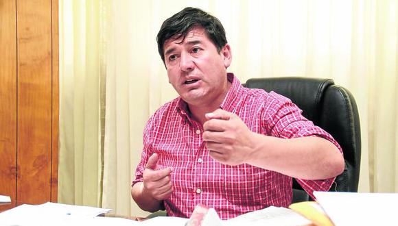 Alcalde de El Tambo anuncia construcción de estadio 