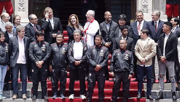 Ricardo Gareca y sus “tigres” de la selección peruana son “Caballeros de la Nación”