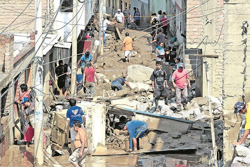 Ocho muertos por huaicos en Chosica