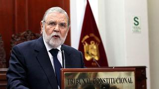 Ex presidente del Tribunal Constitucional Ernesto Blume: “No podemos caminar al tun tun de una muchedumbre” | ENTREVISTA 