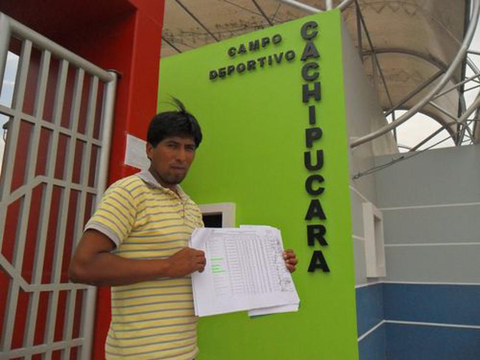 Obreras "fantasmas" en campo deportivo Cachipucara